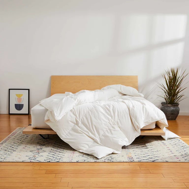 All-Season Down Full/Queen Comforter