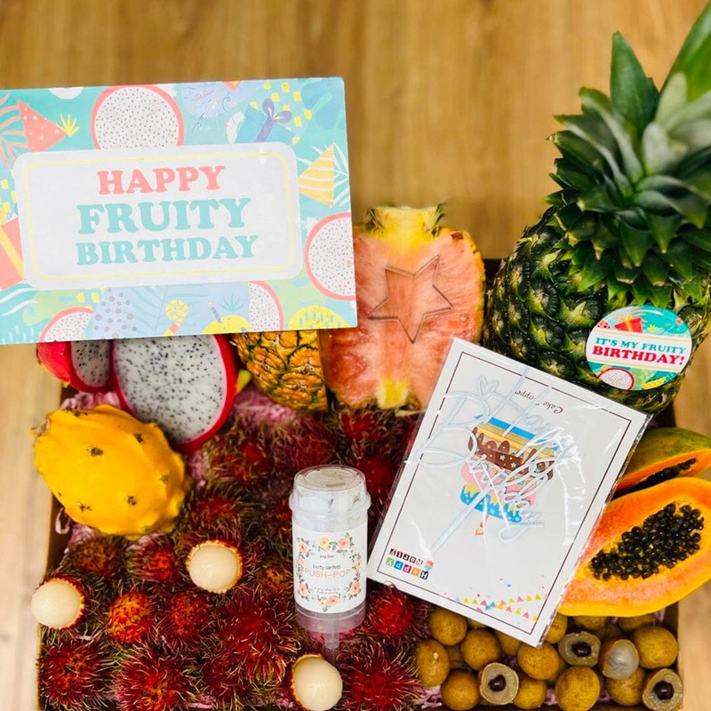 TropiBirthday Fruit Box