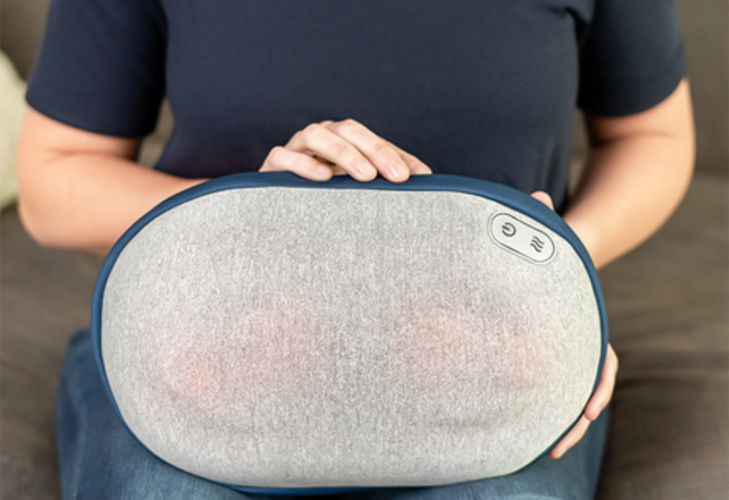 KUMO Mini Back Massage Pillow