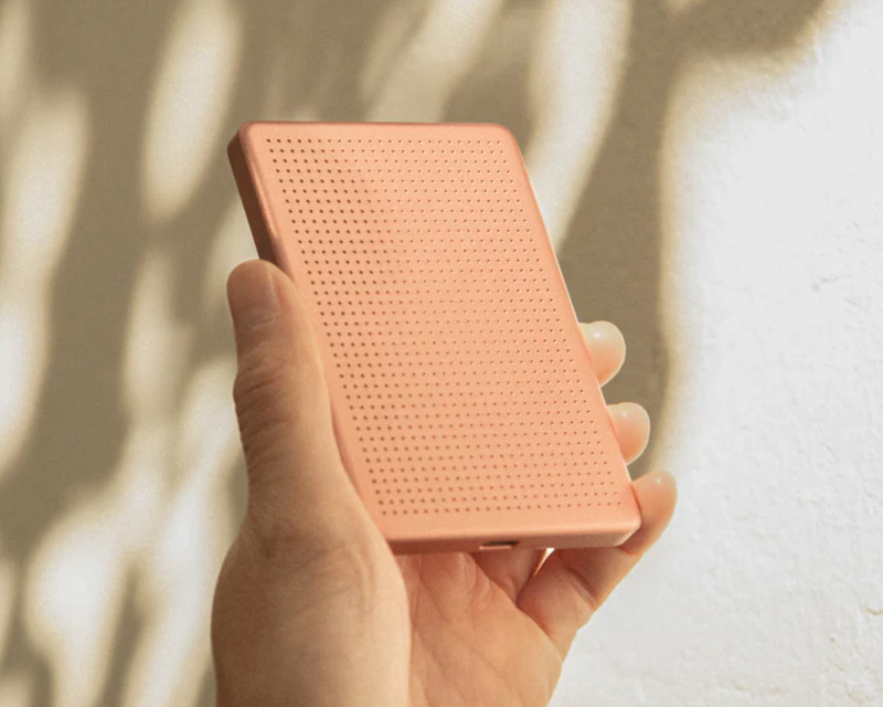Magnetic Active Power Bank