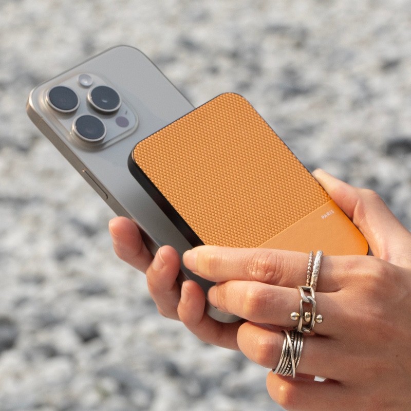 (Re)Classic Magnetic Power Bank