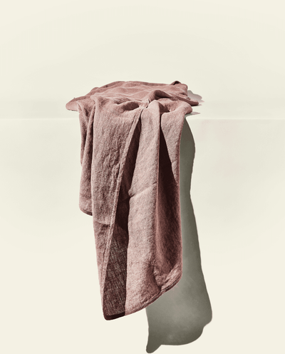 The Linen Tablecloth