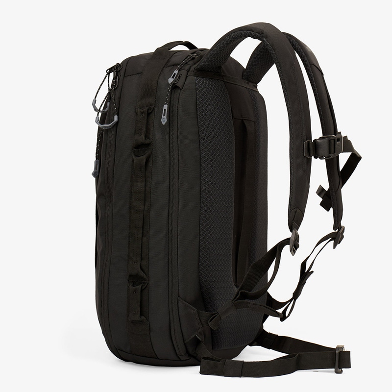 Tour Lite Travel Pack 28L
