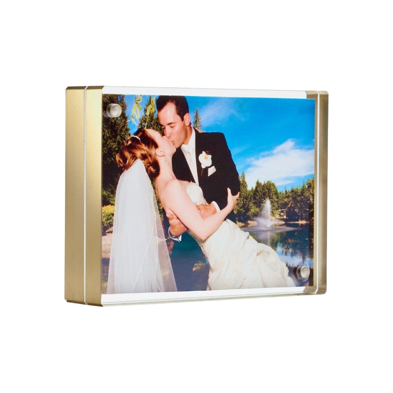 Color Edge 4"x6" Magnetic Picture Frame