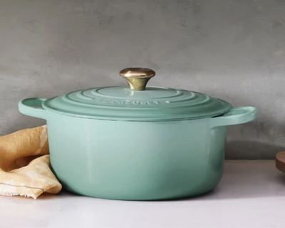 7.25 QT Signature Round Dutch Oven