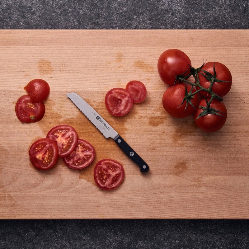 Gourmet 5" Serrated Utility Knife