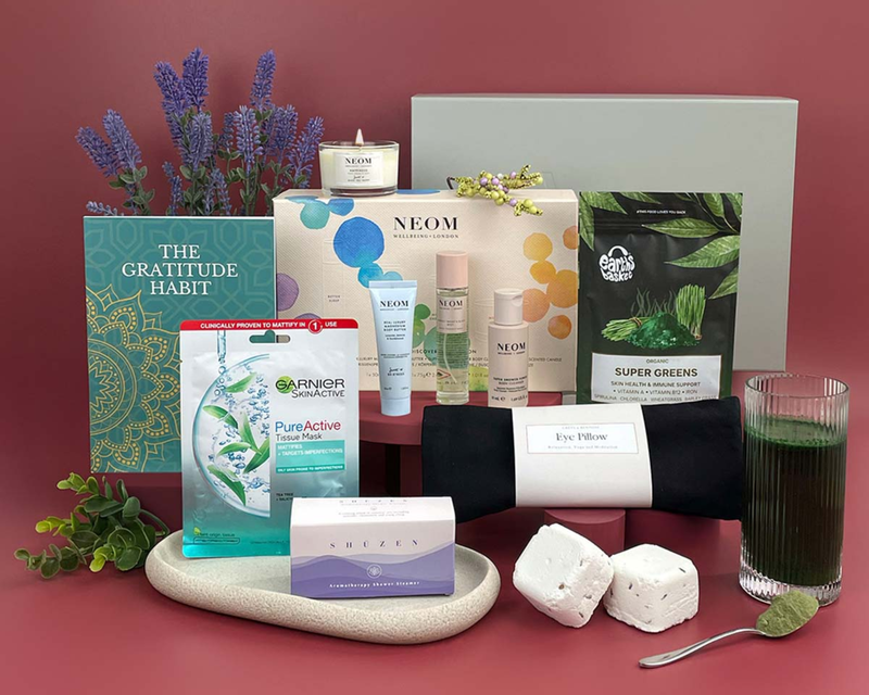 Centred Gift Box