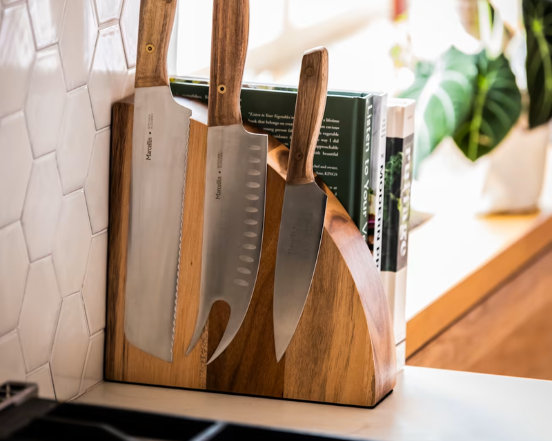 Magnetic Acacia Wood Knife Block