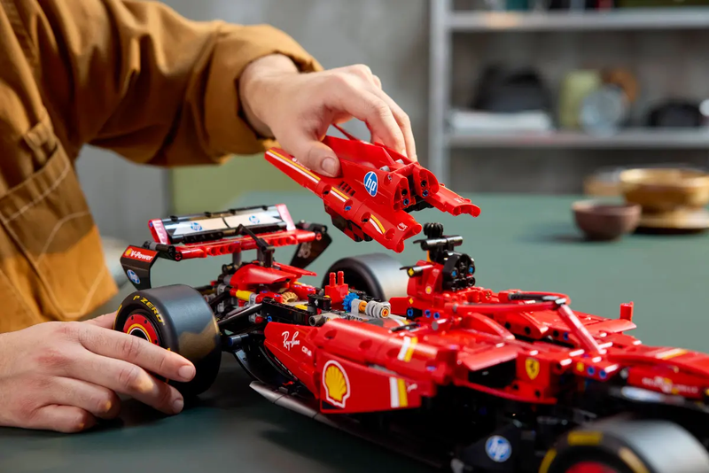 Lego Technic: Ferrari F1 Car