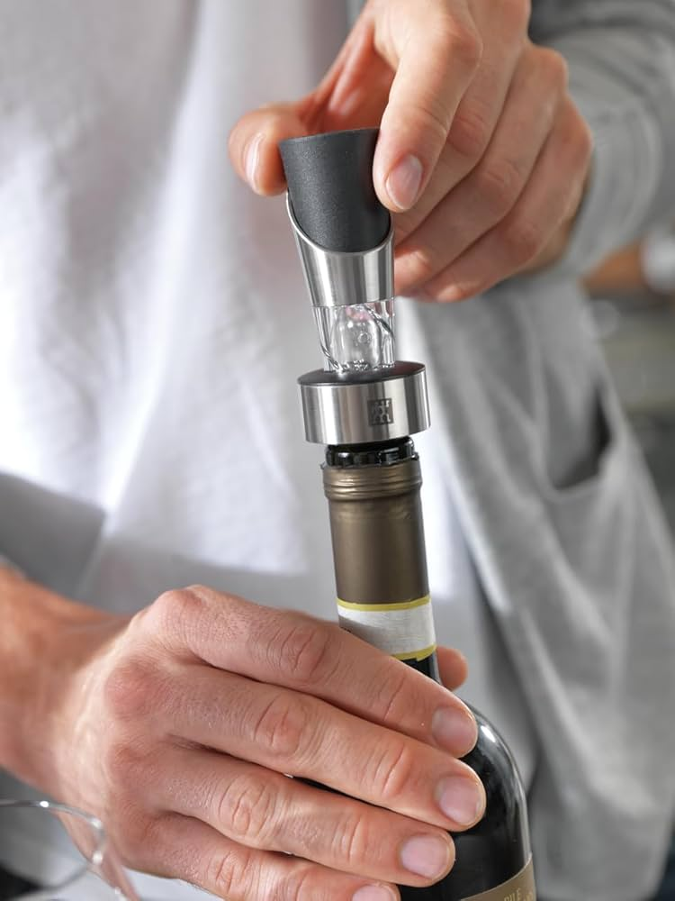 Sommelier All-in-One Wine Aerator, Pourer & Stopper