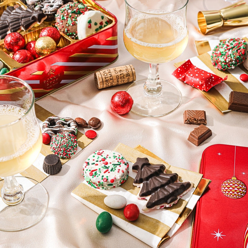 Ornament Gift Tin with Holiday Treats