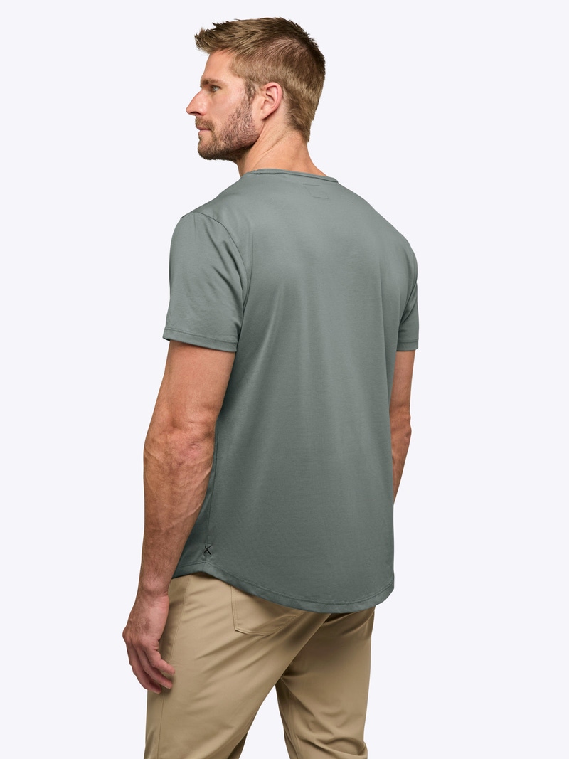 Men's AO Curve-Hem Tee, Sage