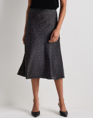 Tiny Dot Black White