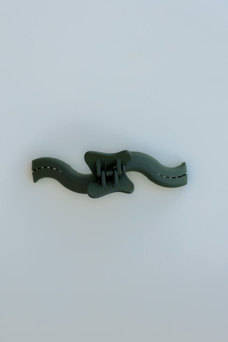 Wavy Original Hold Everything Claw Clip