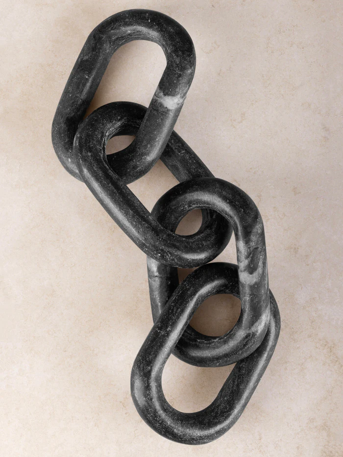 Eternity Sculpted Marble Chain