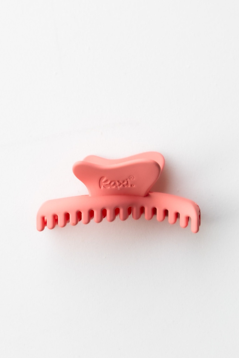 Wavy Mini Hold Everything Claw Clip