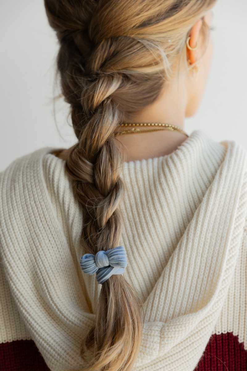 Bow Slick Back Ponytails