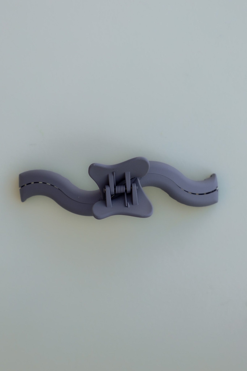 Wavy Original Hold Everything Claw Clip
